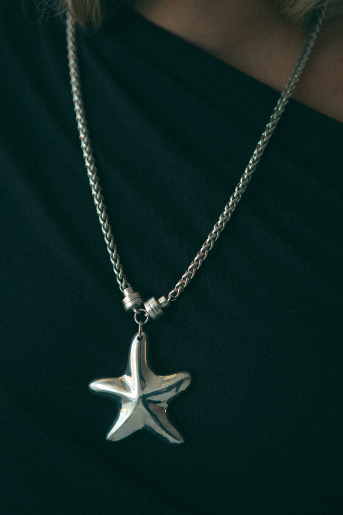 Joseph Esposito Chunky Starfish Necklace