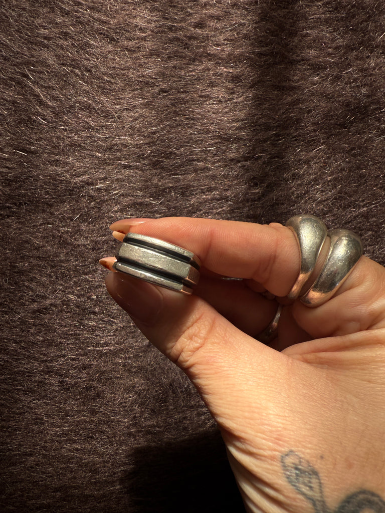 Pre-Loved David Yurman Heavy Square Band Ring